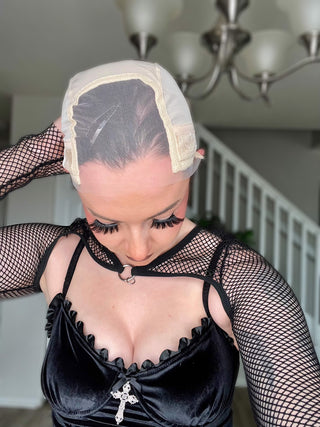 Grip wig cap